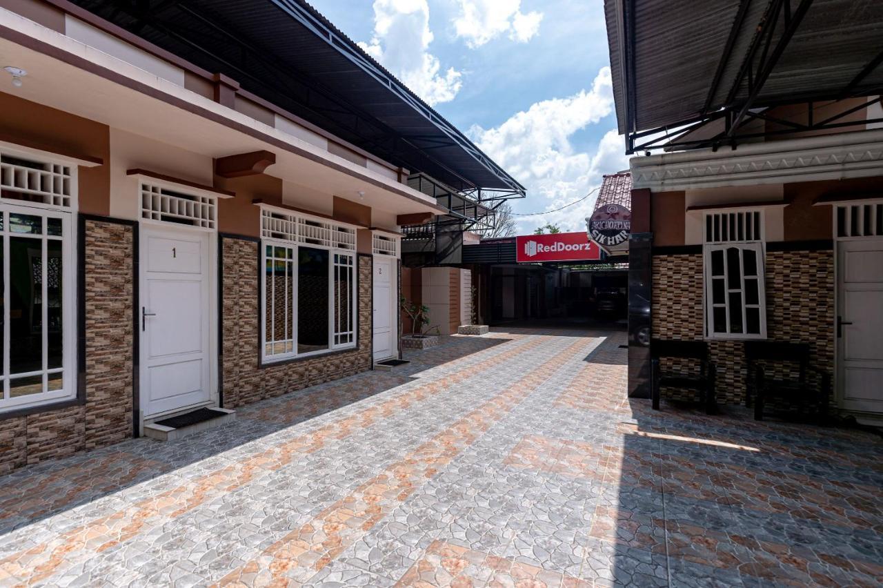 Reddoorz Near Universitas Simalungun Pematangsiantar Exterior photo